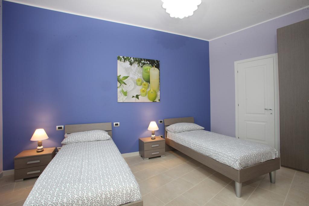 La Dimora Bed and Breakfast Bari Værelse billede